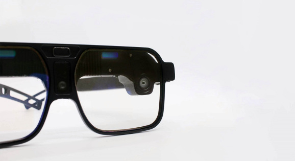 The DigiLens Design v1 is the latest prototype for XR glasses.