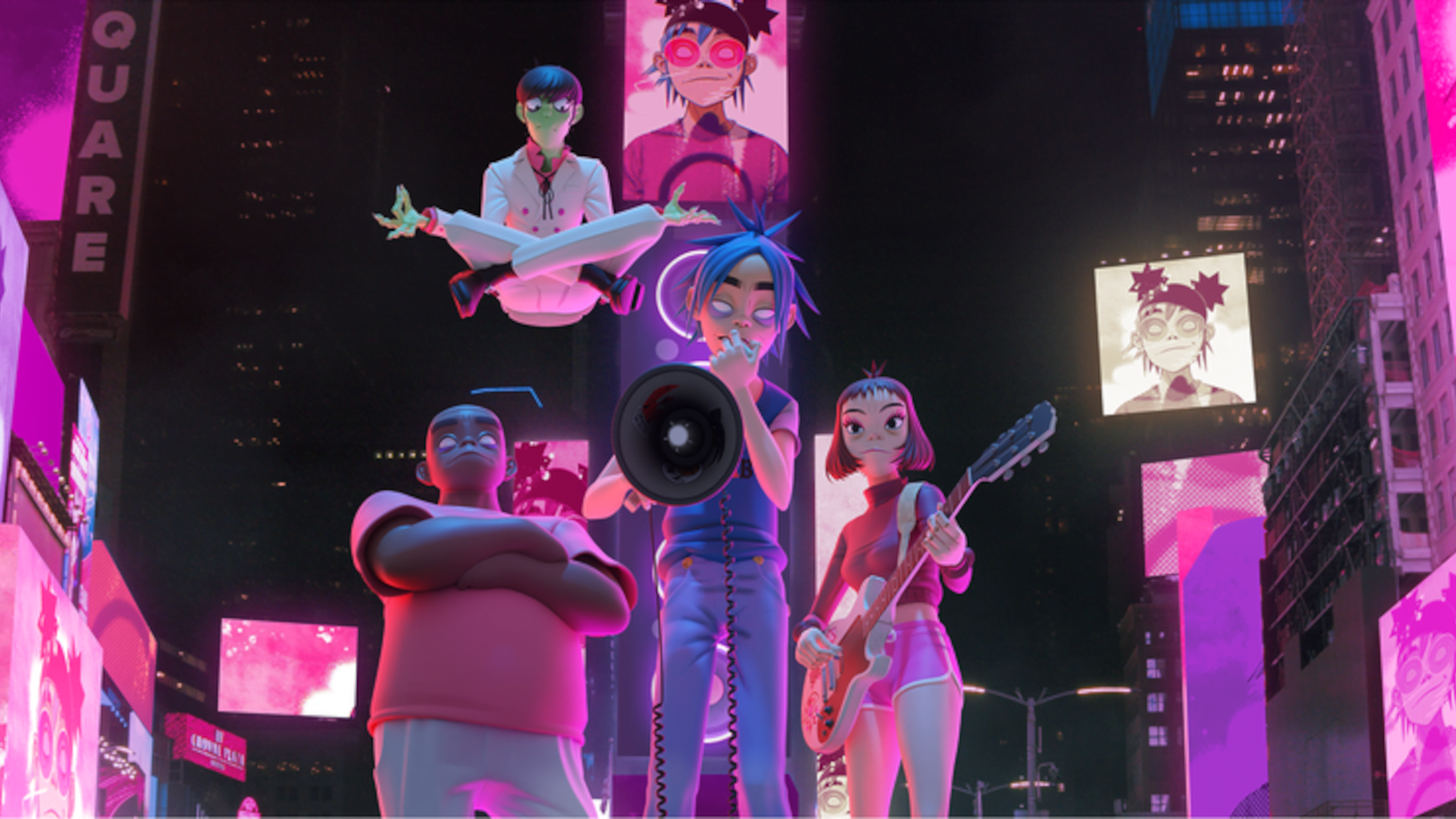 Die virtuelle Band Gorillaz posiert vor einer realen Häuserschlucht.